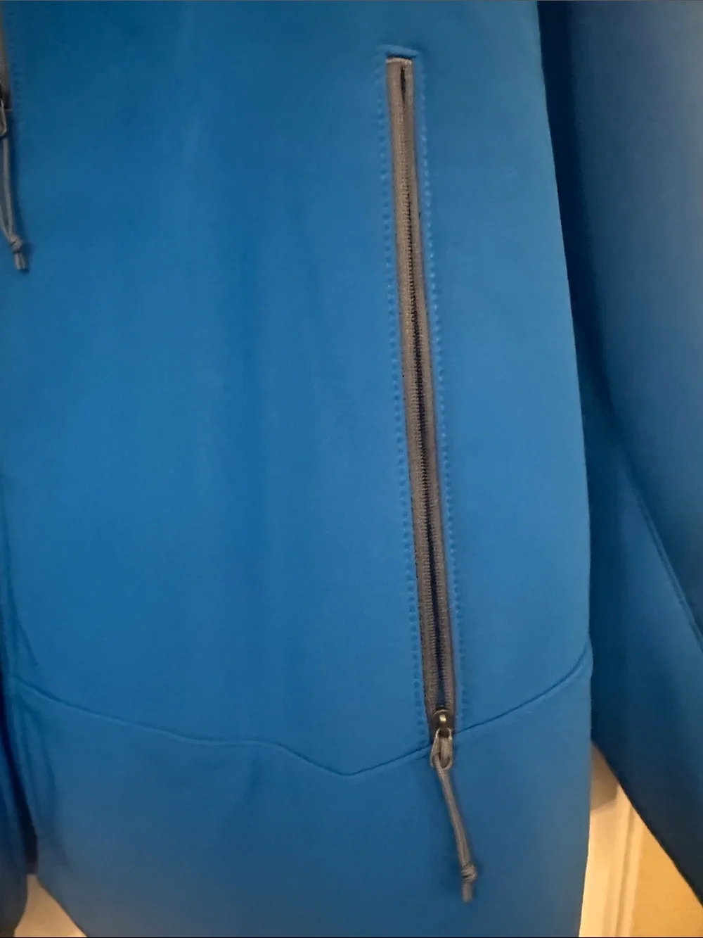 The North Face Men's Royal Blue Softshell Performance Jacket